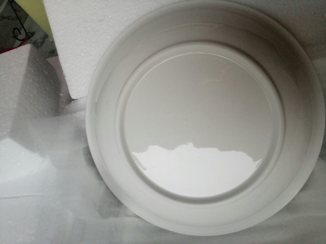 包装非常精细。做工非常好,没有瑕疵。很美观,就是比图片小。