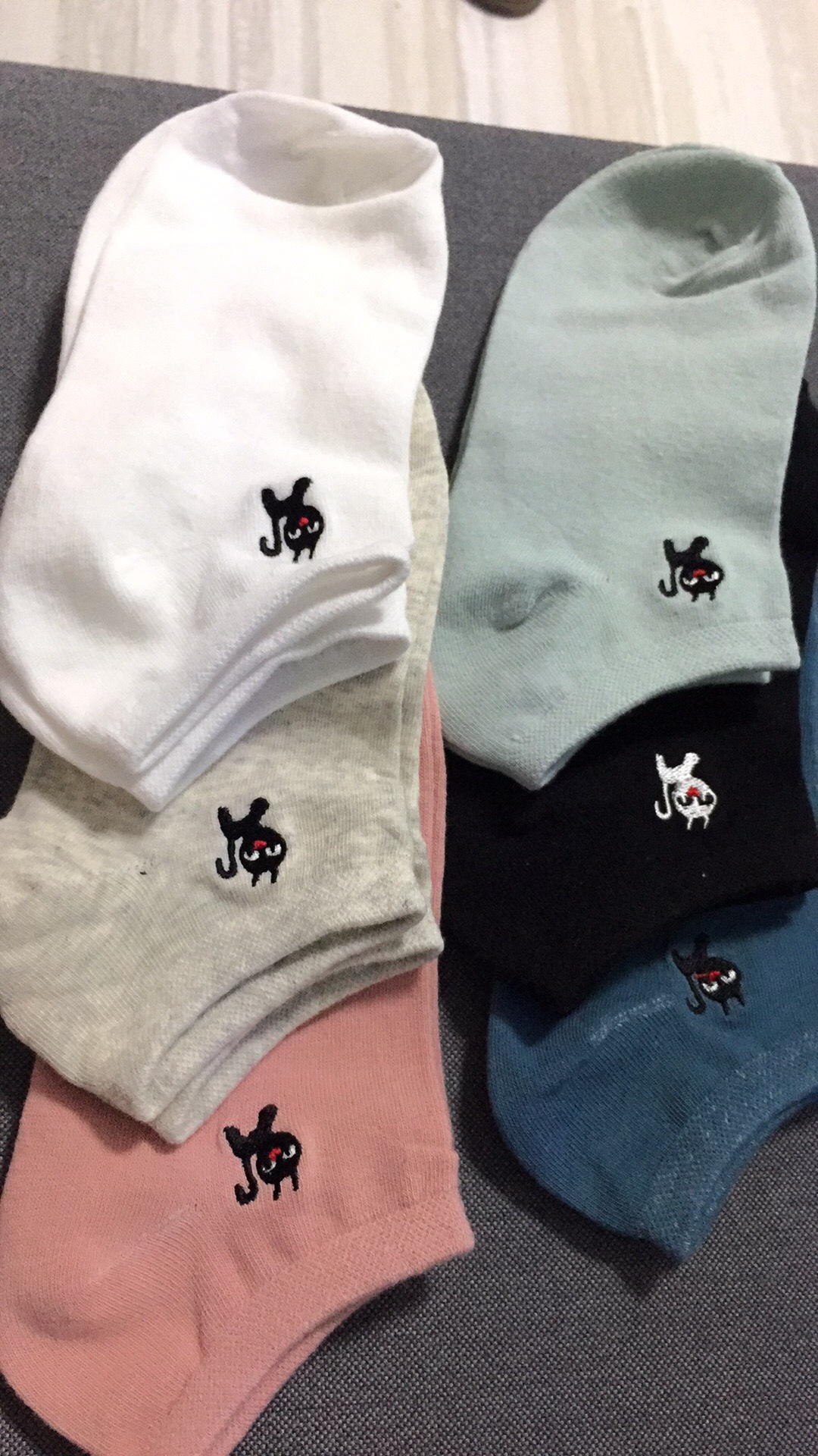超级棒。颜色很好看 ,手感也特别好,值得购买,赞,还想再次回购