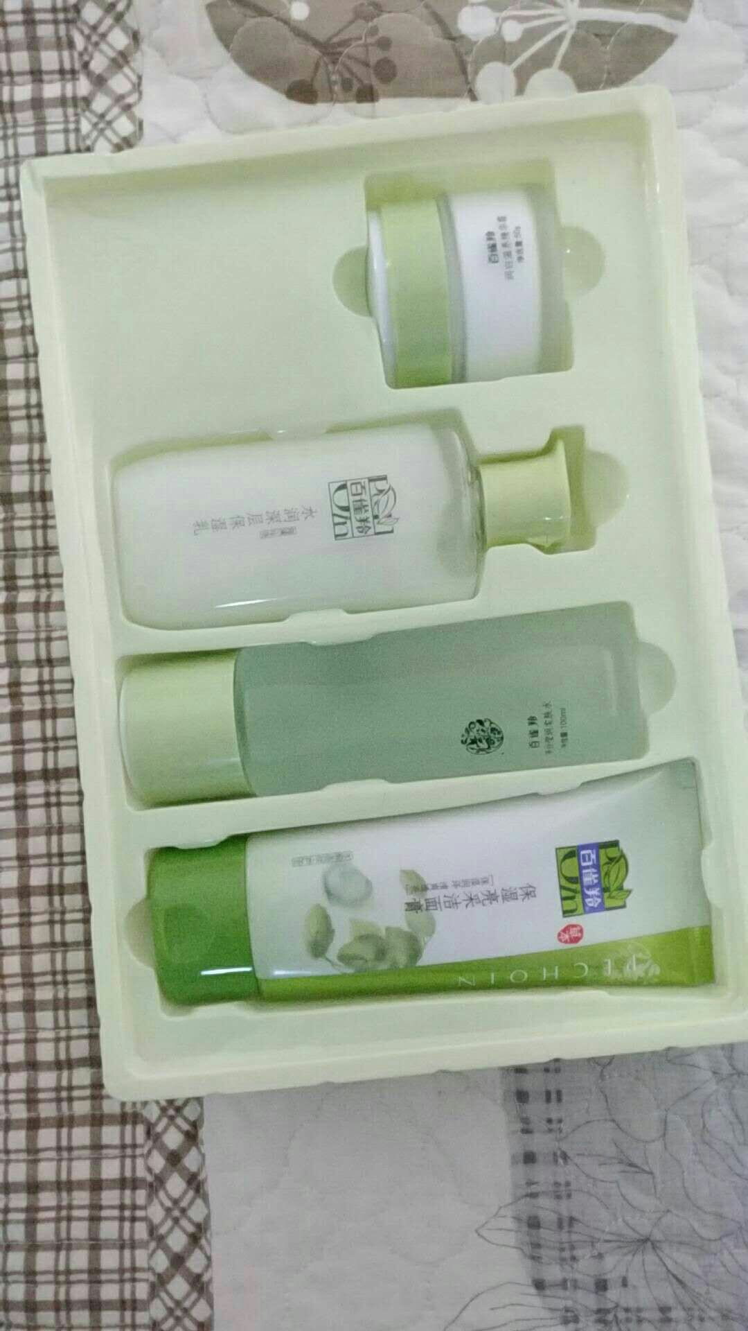 一直用这个牌子,很好用,保装也很清爽,很完整,好评。