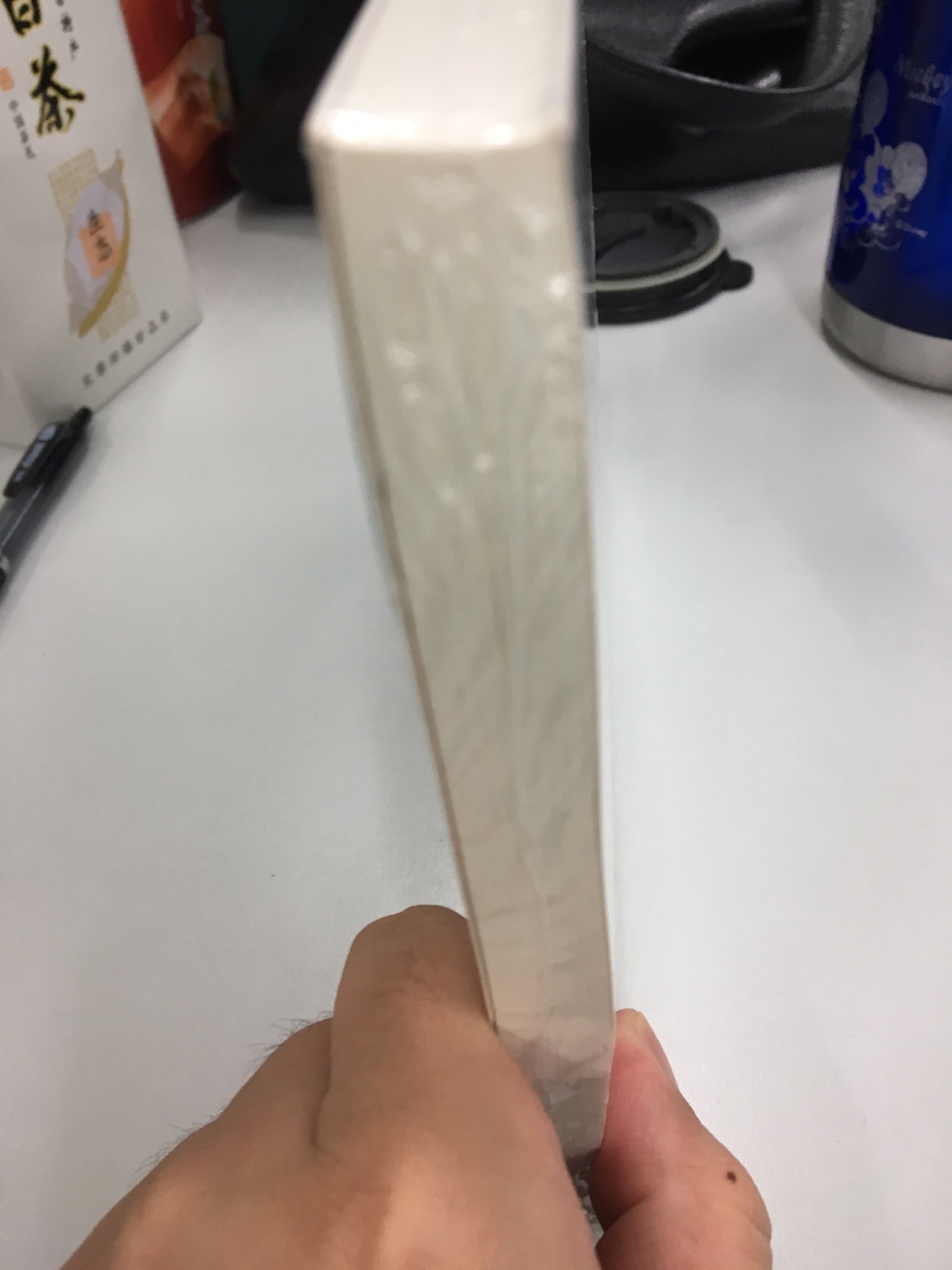 书不厚,有的案例编写的过于缩略,需结合裁判文书网一起看。另外,确实贵了