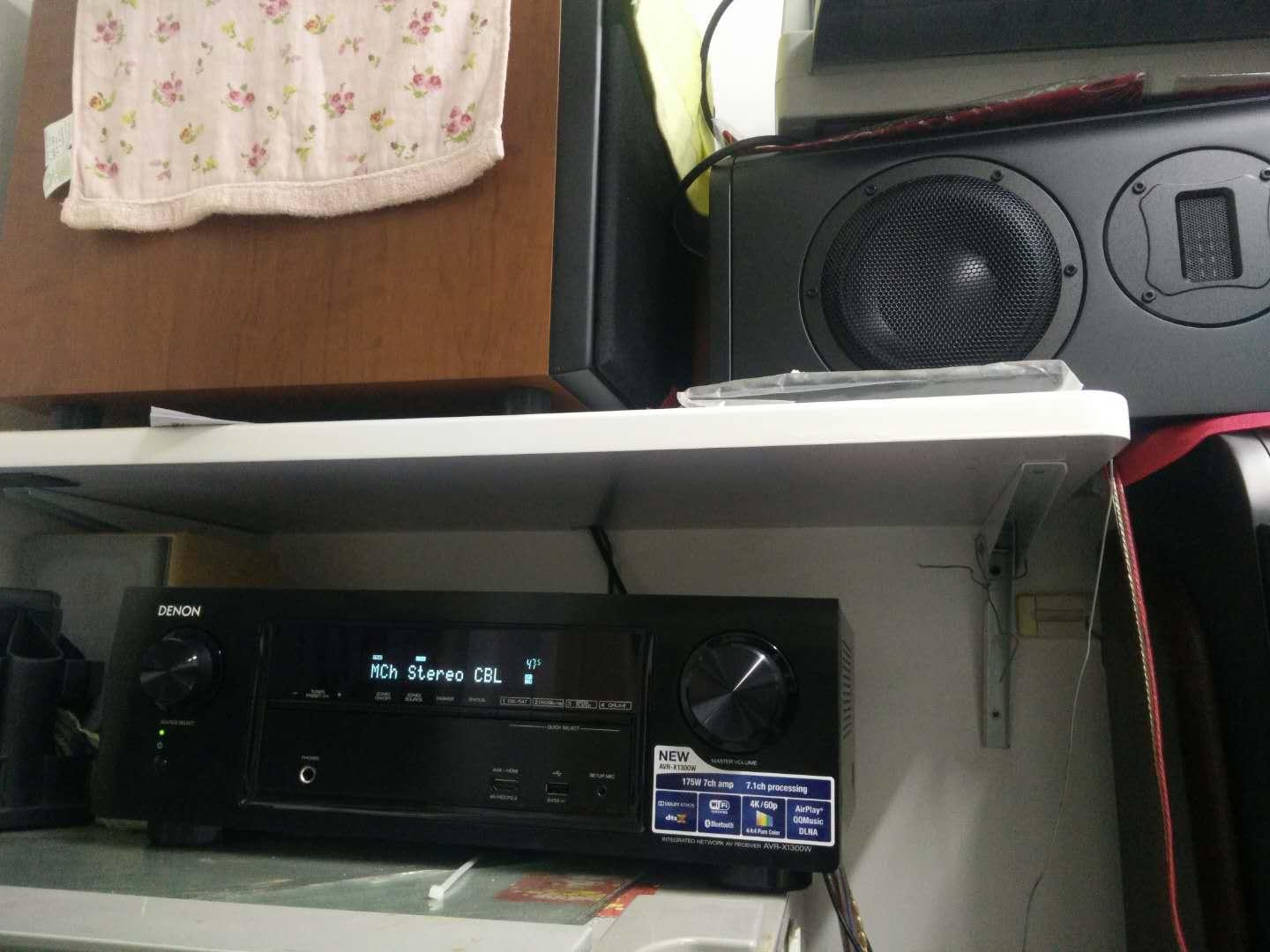 推力确实比雅马哈的377 强些 惠威D3.2的低音 出来了 音质不错 就是没有说明书 功放外壳用料一般。铁皮有点软, 希望能质量过关 ,能用的住