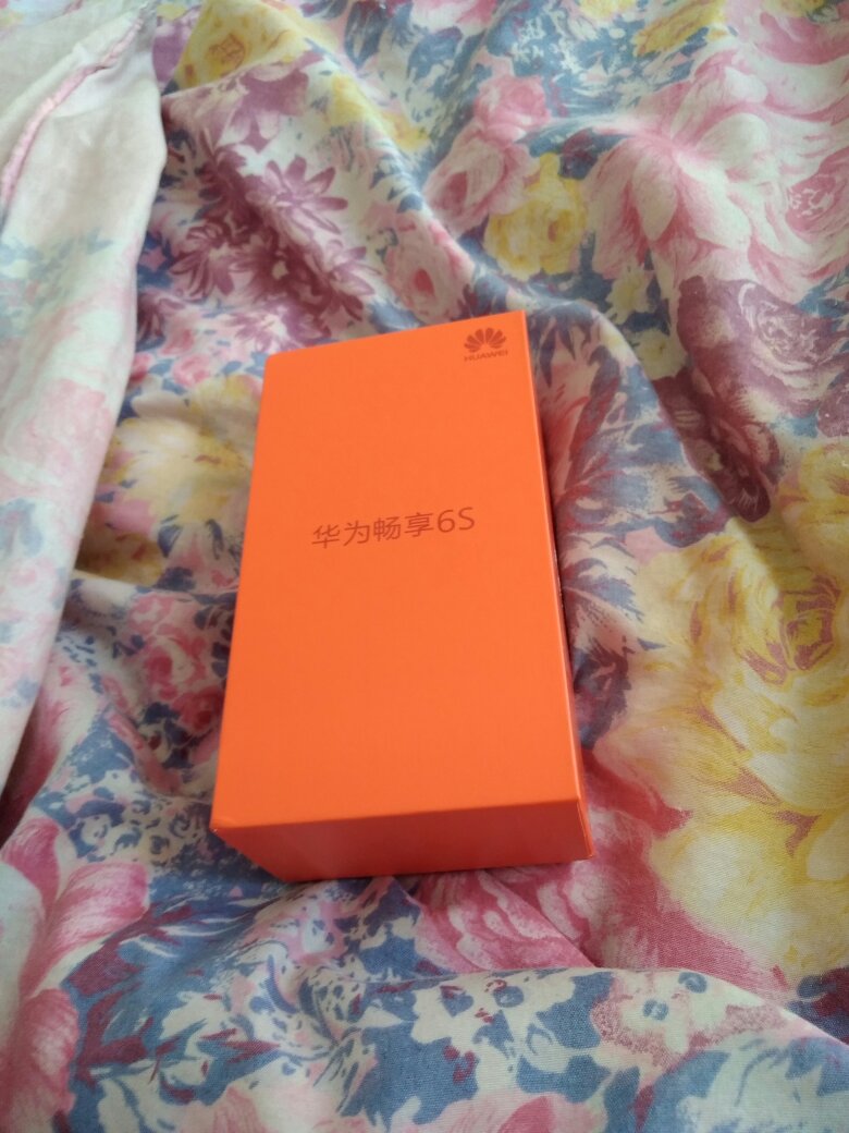 外观很喜欢,物流很快,使用了几天,感觉还不错。