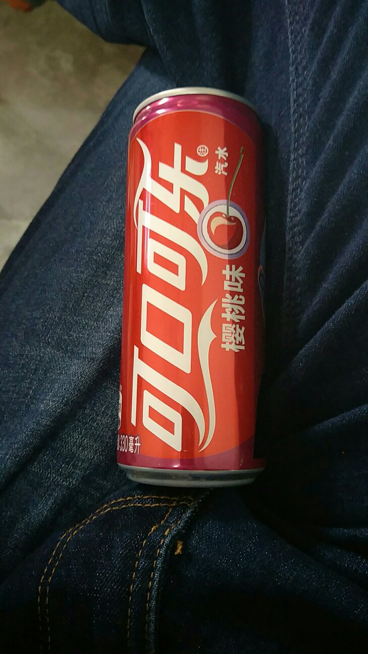 口味独特,有淡淡的樱桃味,好喝