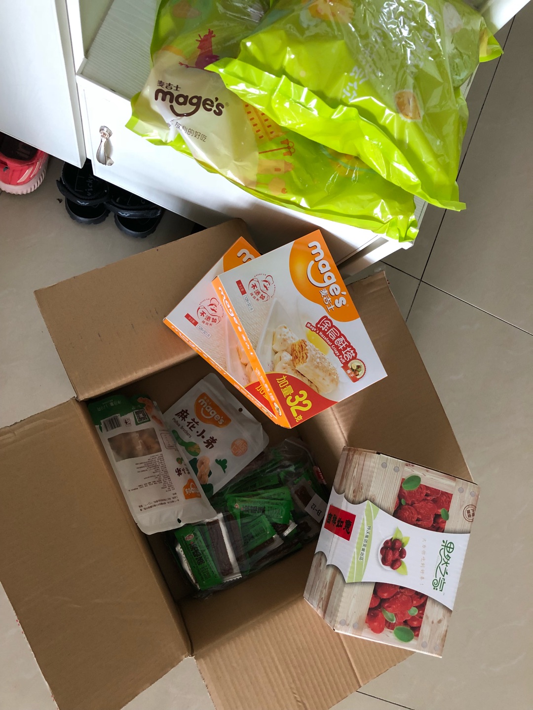 味道挺好,不是腻人的那种甜,还可以