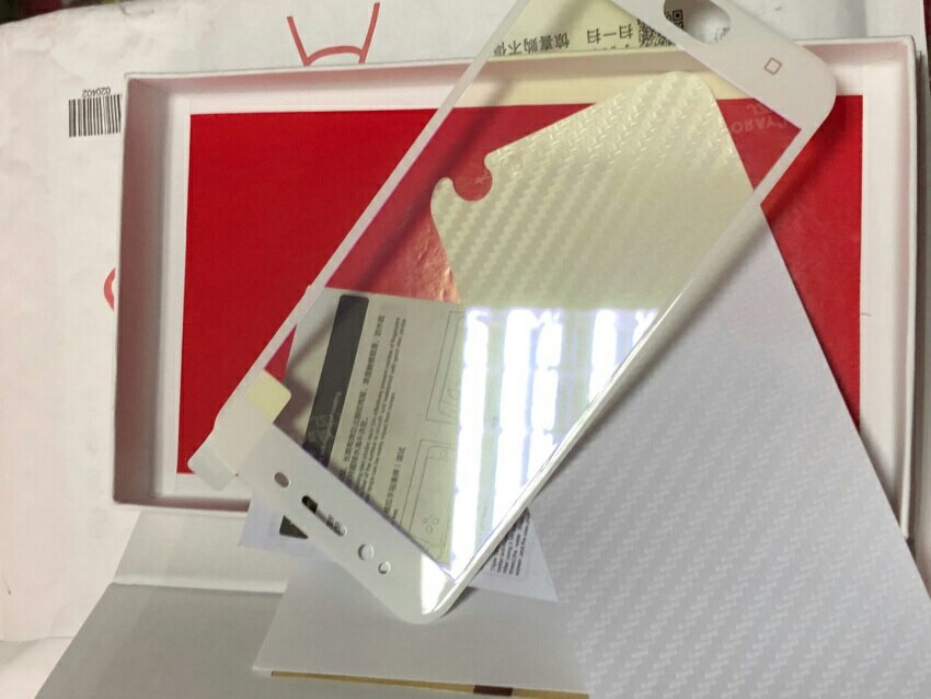 不错哦,我和老公都买他家的屏保!