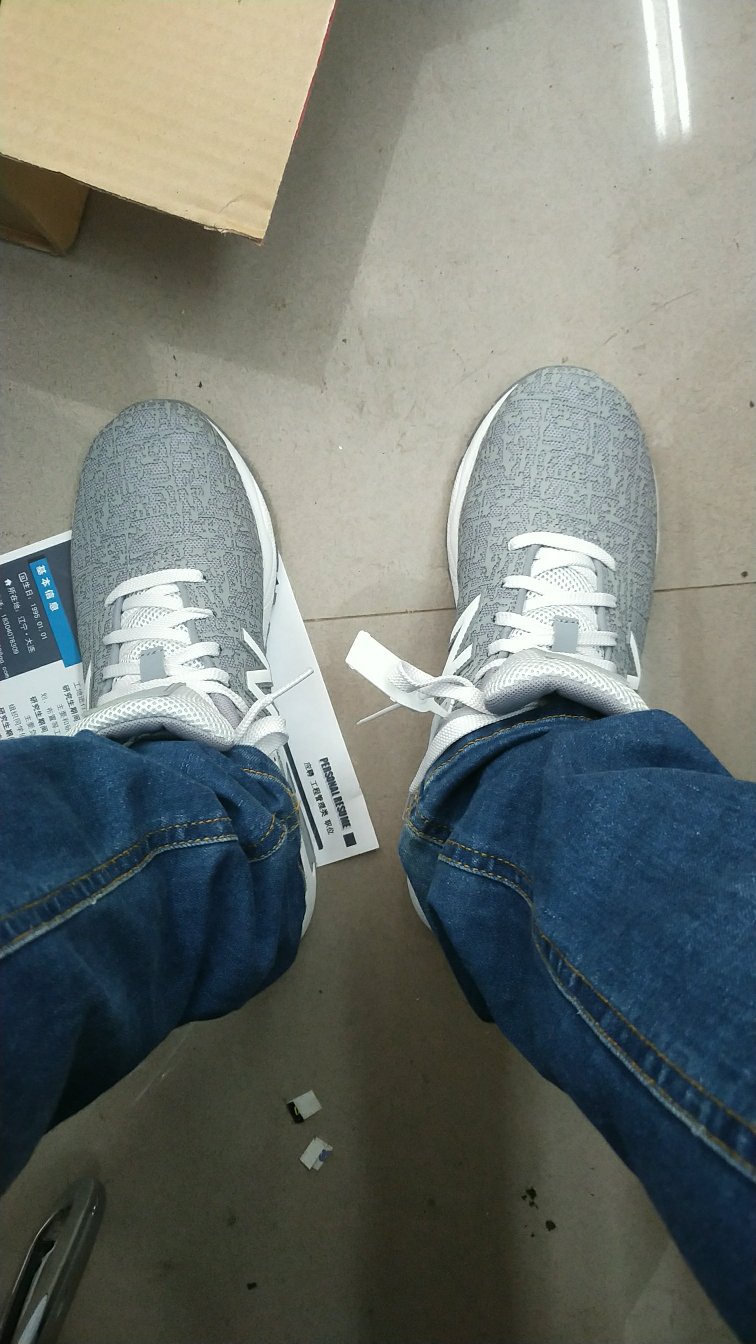 挺舒服的,在实体店看上的,买的