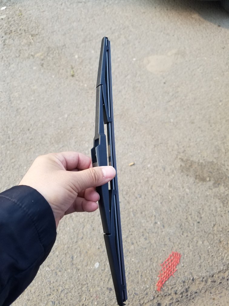 刮起来很安静 ,刮得也很干净。,很好。