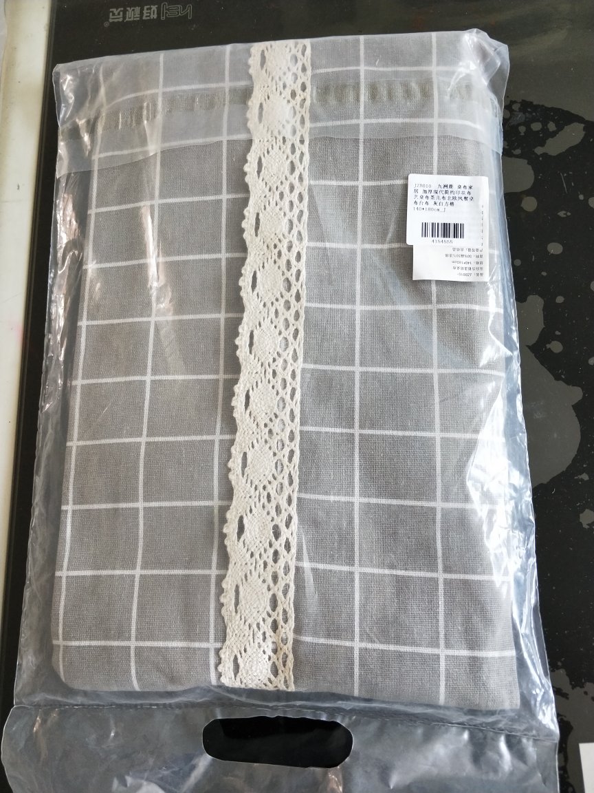 简单大方,刚打开有一点点味道,清洗之后就没了
