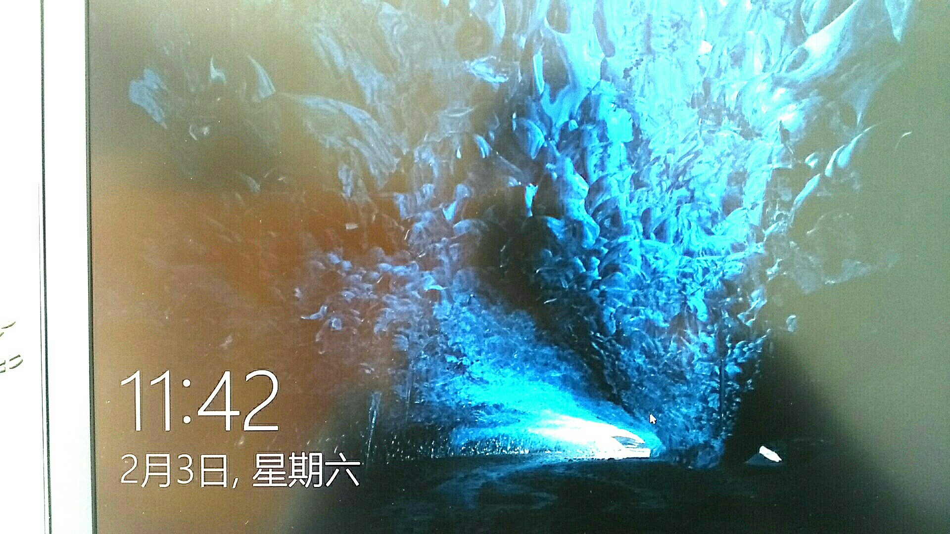 非常好,包装完整,快递非常快,不到一天就到了,自带office,运行挺快,开机只需几秒,值得购买。