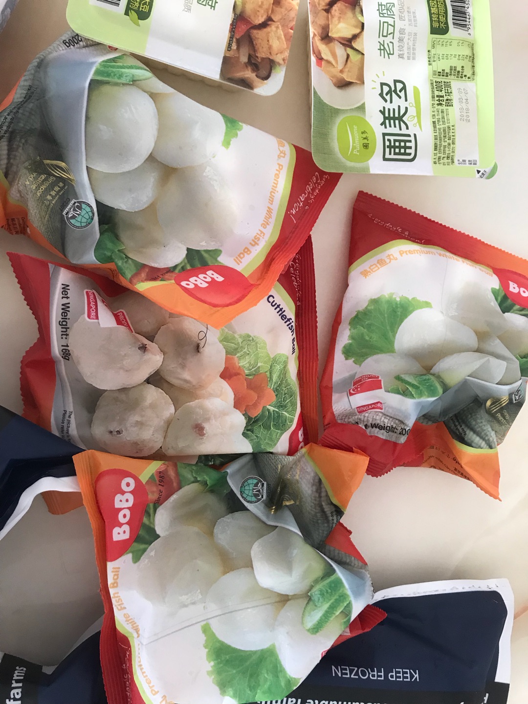 波波的东西不错,多次购买,正好赶上晚上煮酸辣粉,为什么我早上十点前下单硬要我选择时间,正常是下午到下班拿回家刚好的,硬要我选择第二天下午到的结果早上十点就到了,搞得我特地跑一趟拿回家