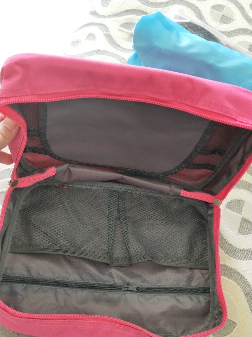 质量不错,就是味道有点大