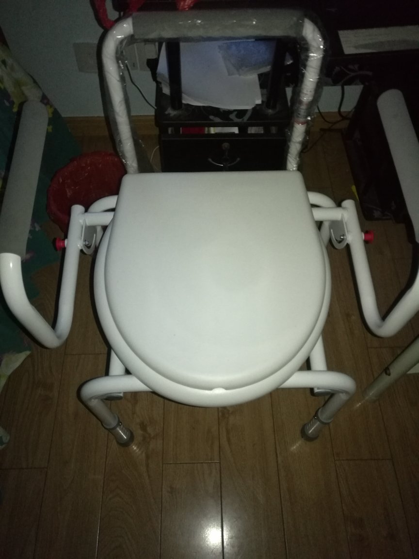 给老人家买的,晚上起夜方便多了…