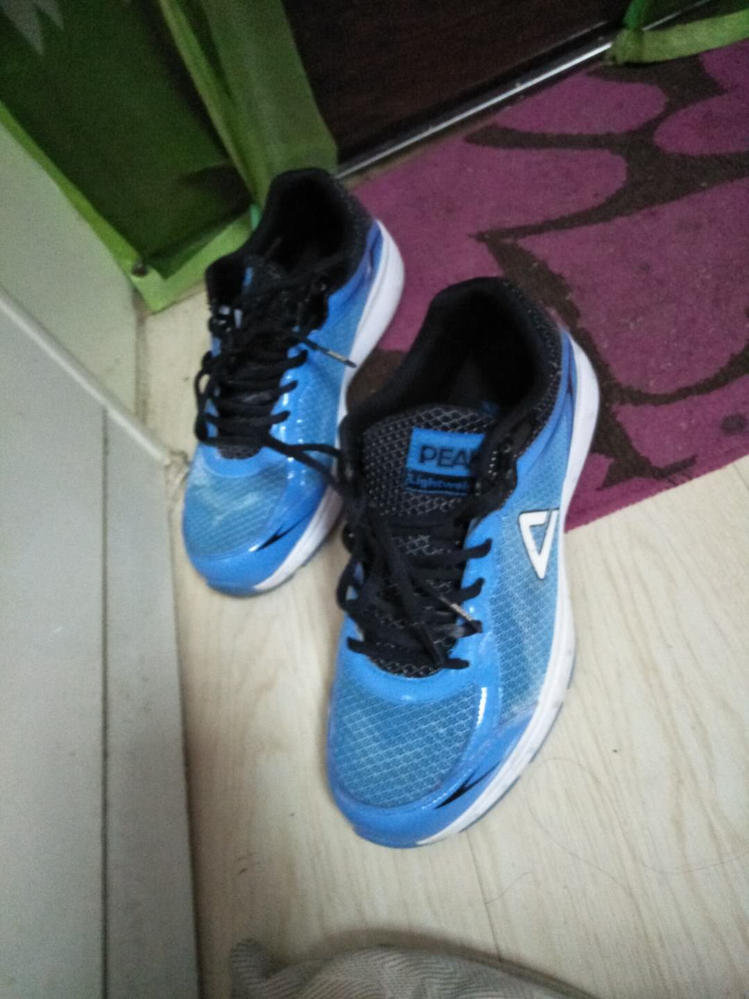 鞋子不错。下次继续在买鞋。