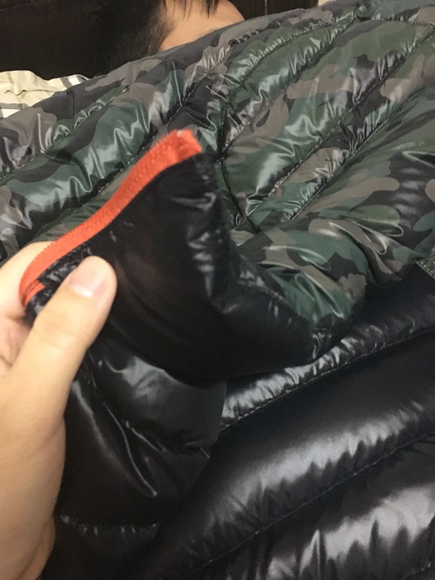 买了一身,还不错,狠轻,上衣领子做的不好,老是嘟嘟囔囔翘翘着,吐槽!