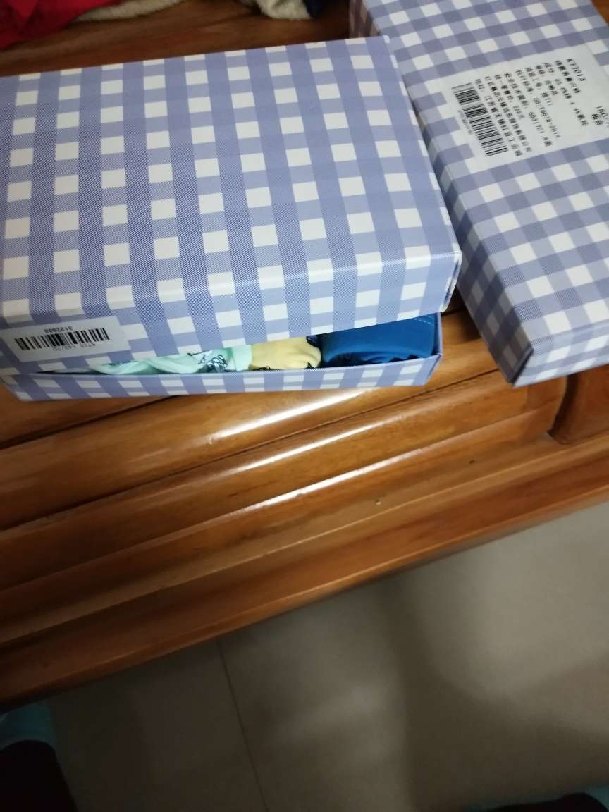 今天已经收到了宝贝哦哦,真的喜欢。
