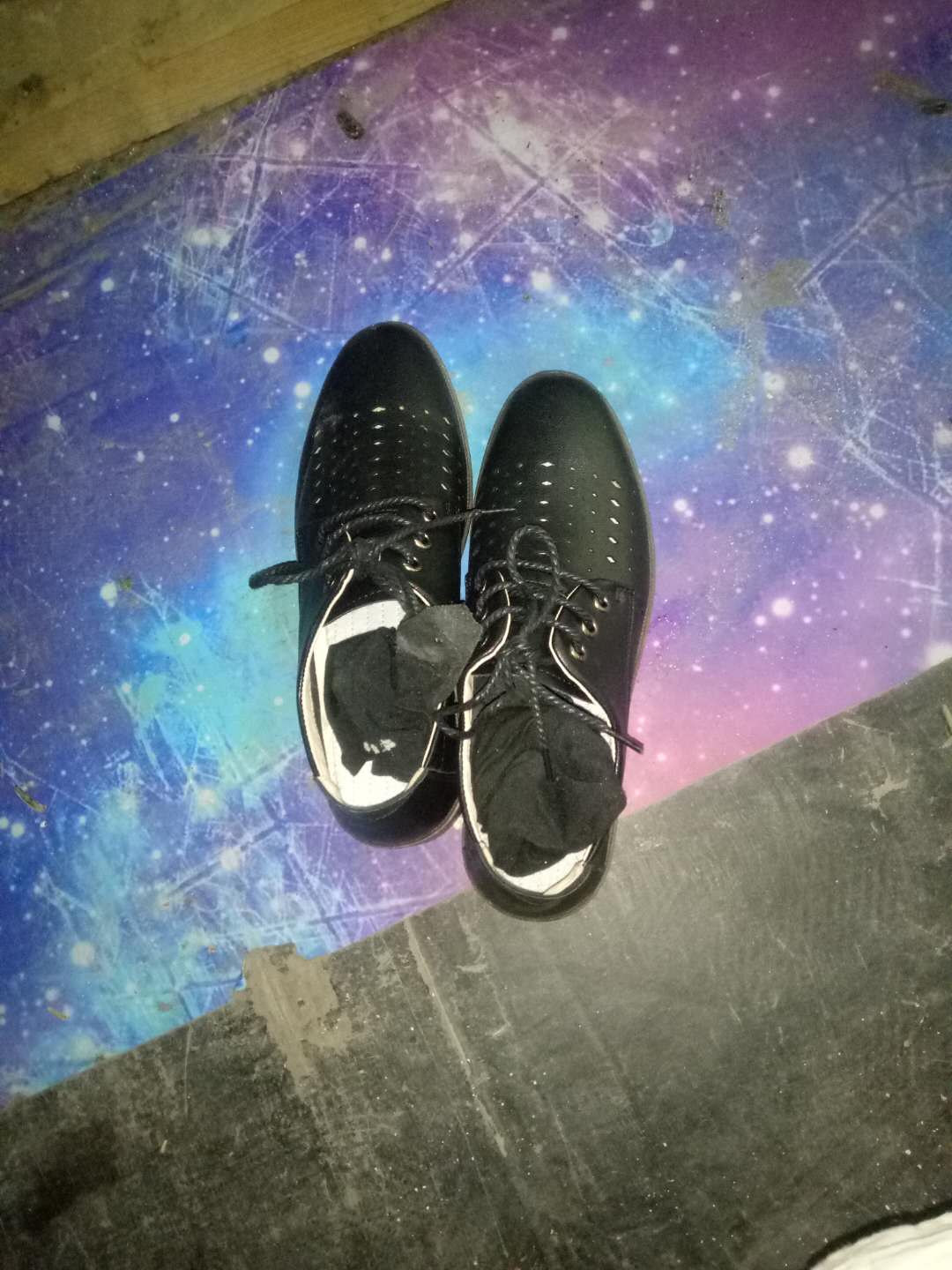 很好很漂亮,穿上很舒服,质量也很好。