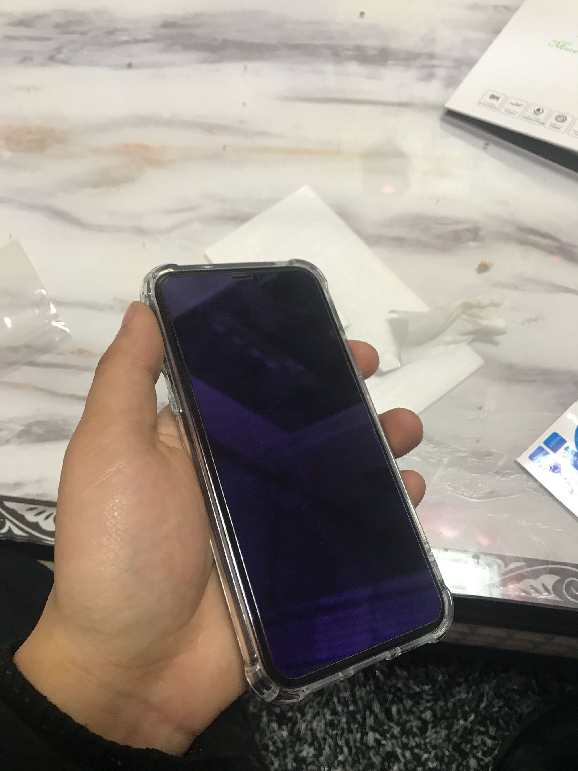 还可以,就是自己贴的时候中间进了一点灰,技术不行,哎,浪费膜