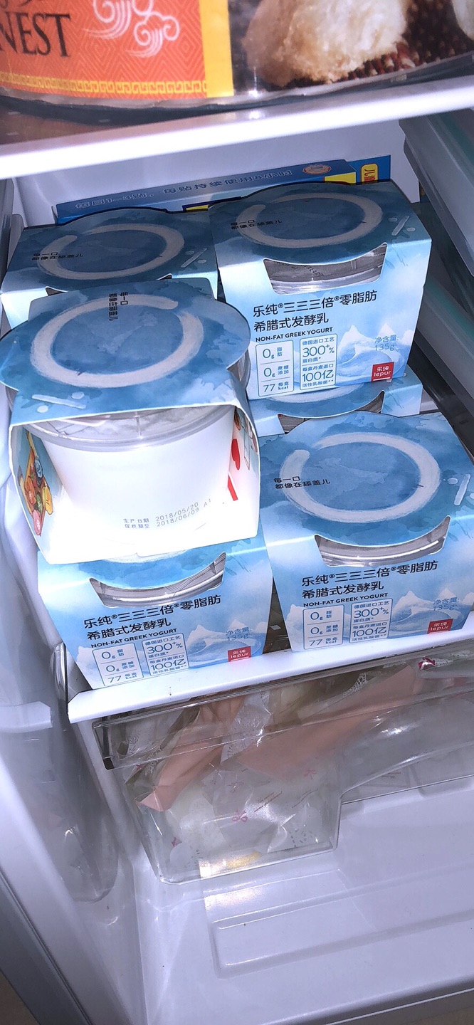 聽說很不錯的酸奶,不過口感很一般的,京東物流服務好,有速度。