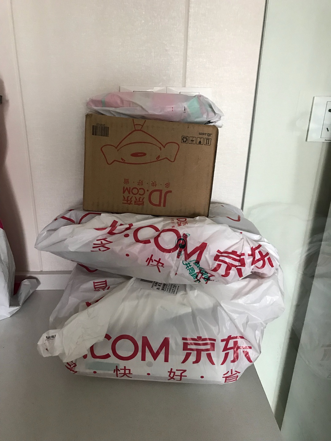 买了好多,还有没到的,嘿嘿。这个还没吃,不知道味道怎么样,