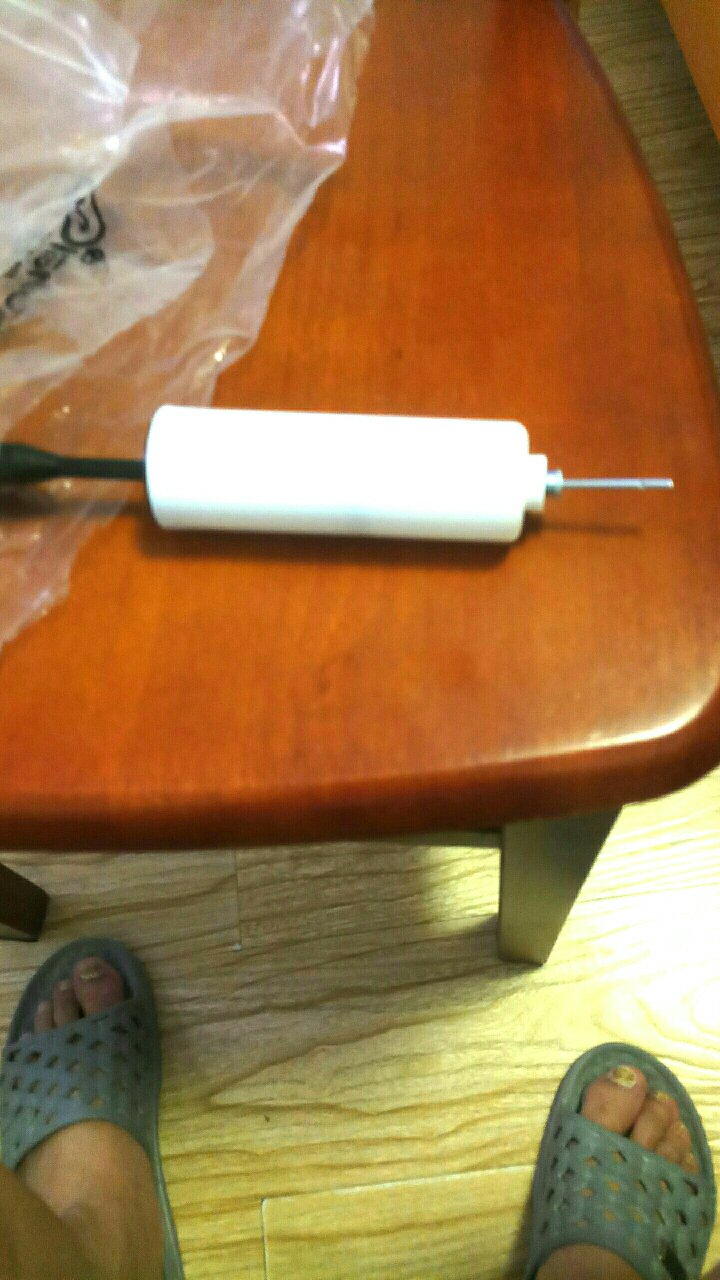 挺结实的,给小朋友玩刚刚好