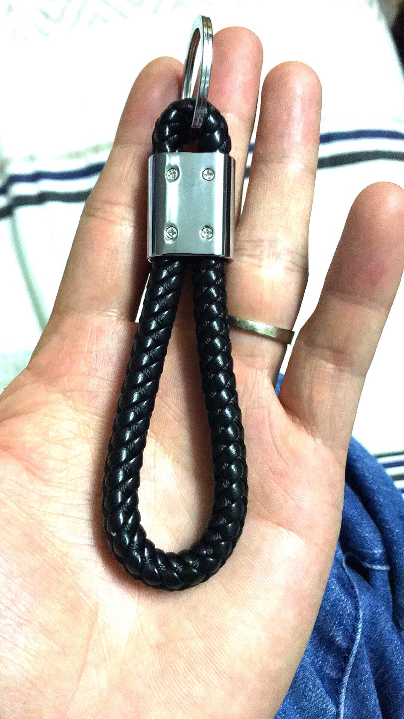 垃圾,这才几天,还有点掉皮。
