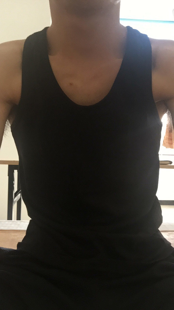 穿着还行,就看穿久了能不能看出质量
