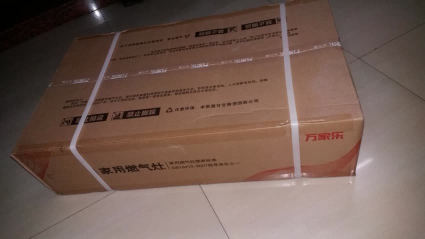 物流很快,提前打电话约好安装的师傅,一收到货没多久就上门,服务态度也很好,五星好评~~~