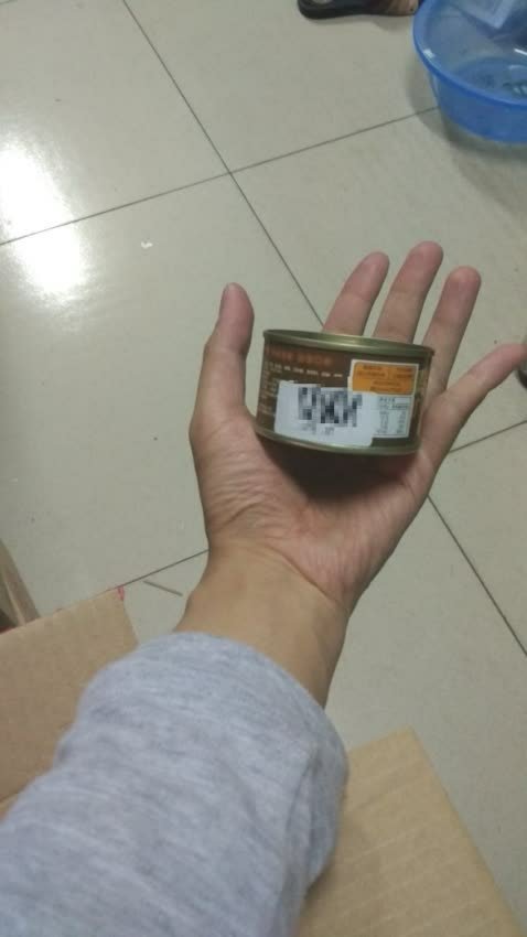 一直在商城买东西,这次618很便宜,199-100,买了好多女儿爱吃的零食,罐头好小,比想象小得多,其他都不错,既好吃有划算,物流也很给力,一如既往相信,赞!!!