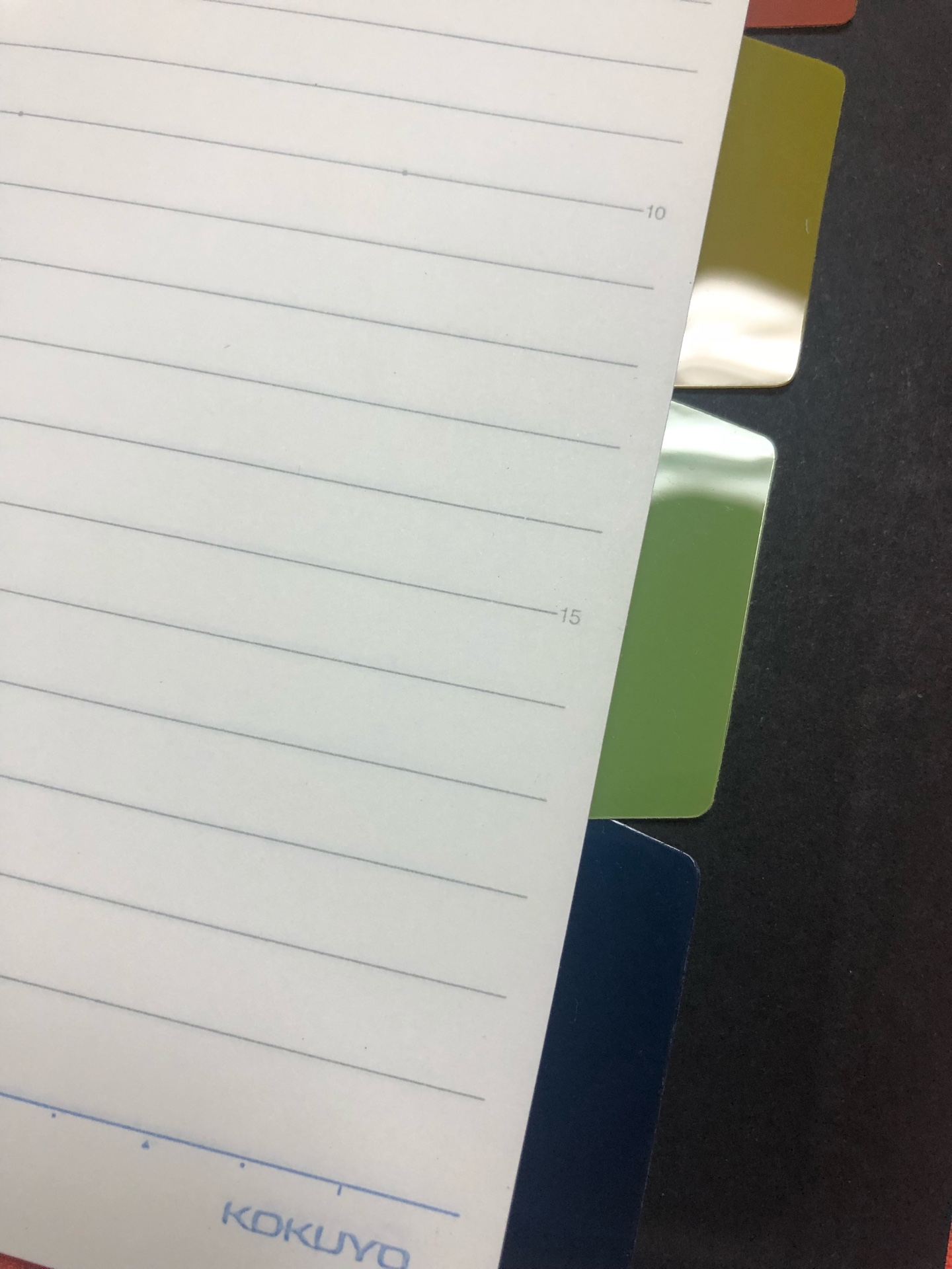 布面里面是纸的 白纸的质量很好