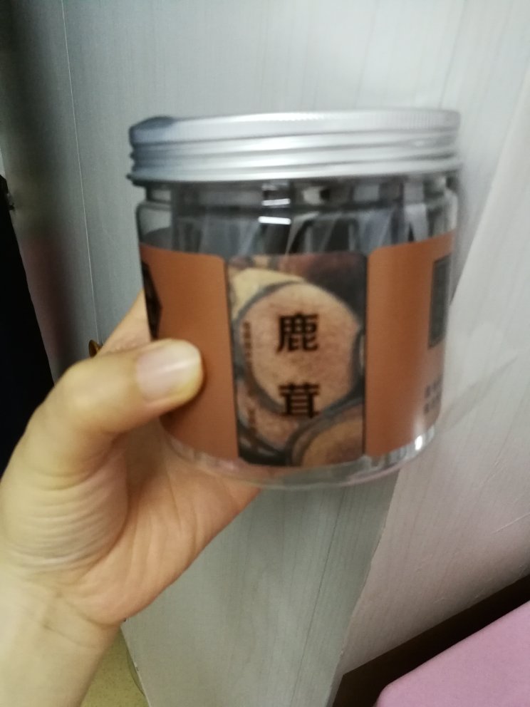 熬汤用的,独立包装,使用起来非常方便,味道很正宗!目前只使用一次,后期真有效果会继续关注!
