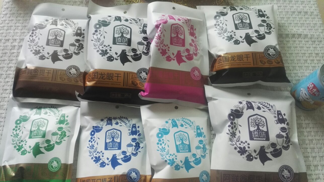 就是给力,包装高大上,东西品种多,贵的东西很少,便宜的量大,其实还不错!