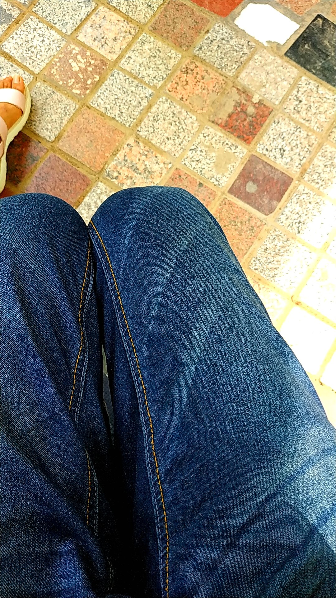不错,穿了快两个月了,不错,呵呵哈哈哈