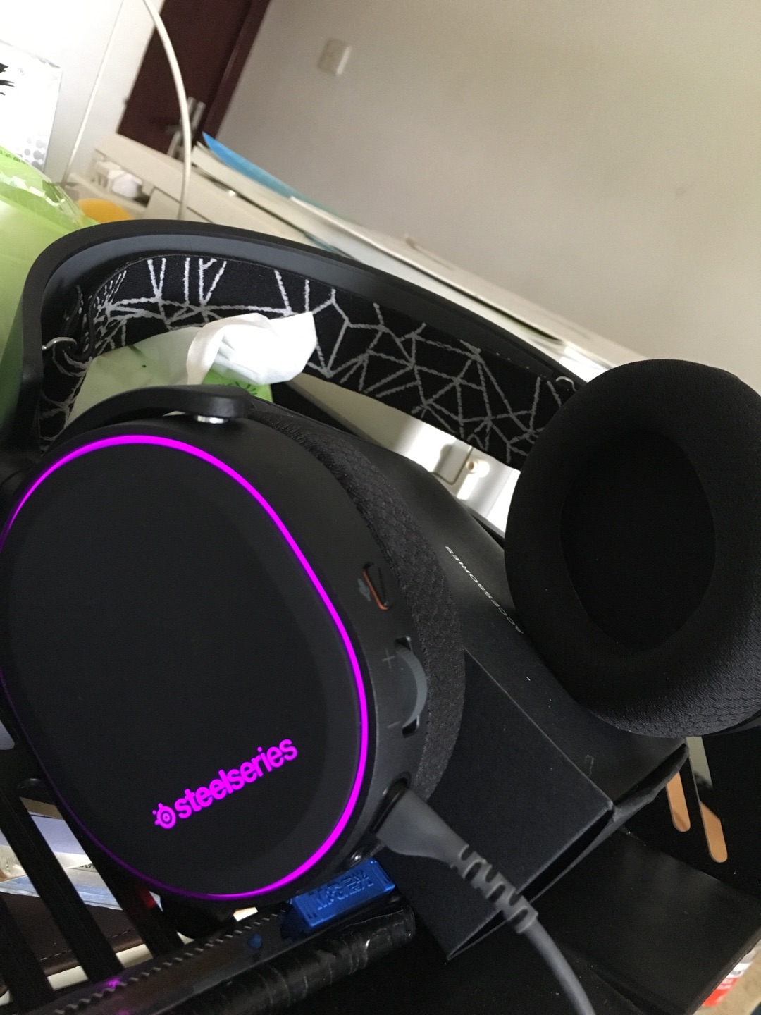 声音很清楚,用起来很方便,给个好评