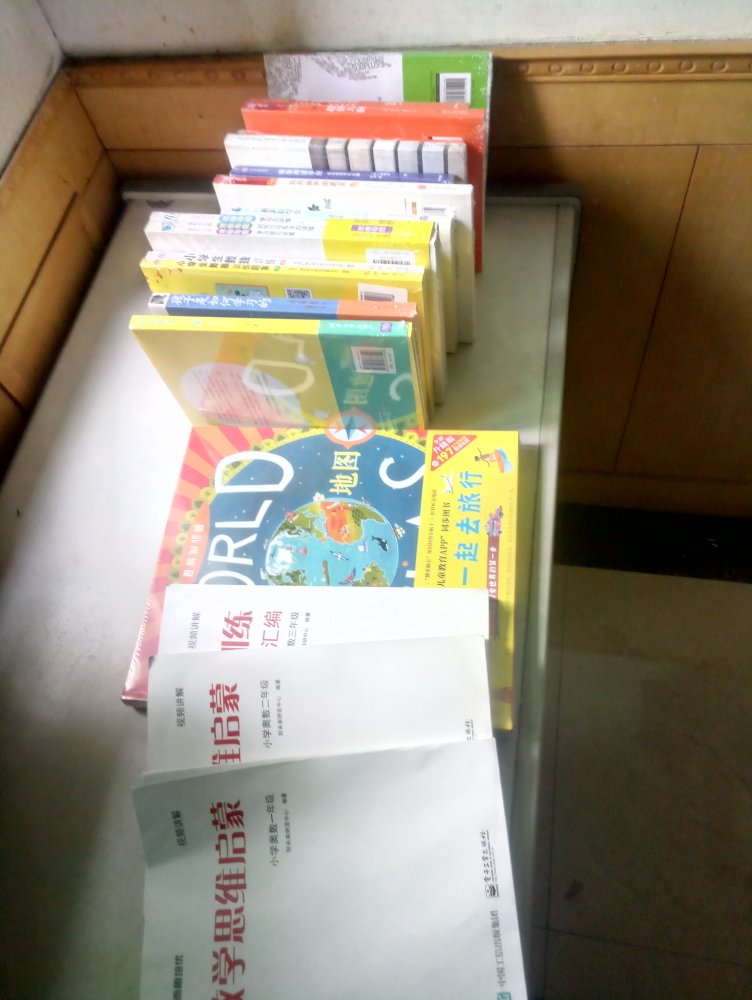 书不错,平时会把需要买的书加在购物车里,等到的活动时,就凑到下单,这次买的书有点多,还有一些没送到呢,继续疯狂读书模式……