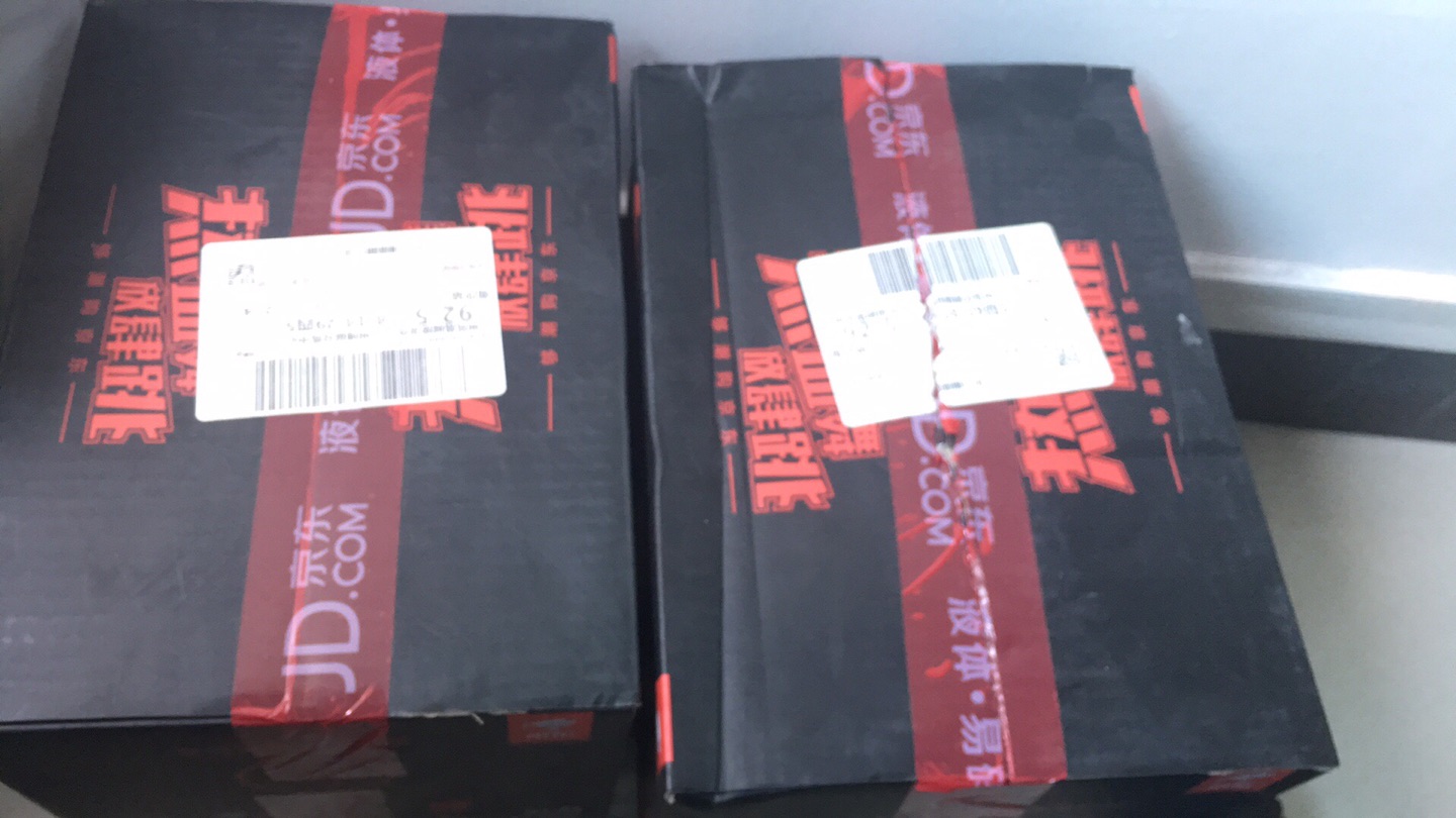 肯定是正品,味道等试过再说。