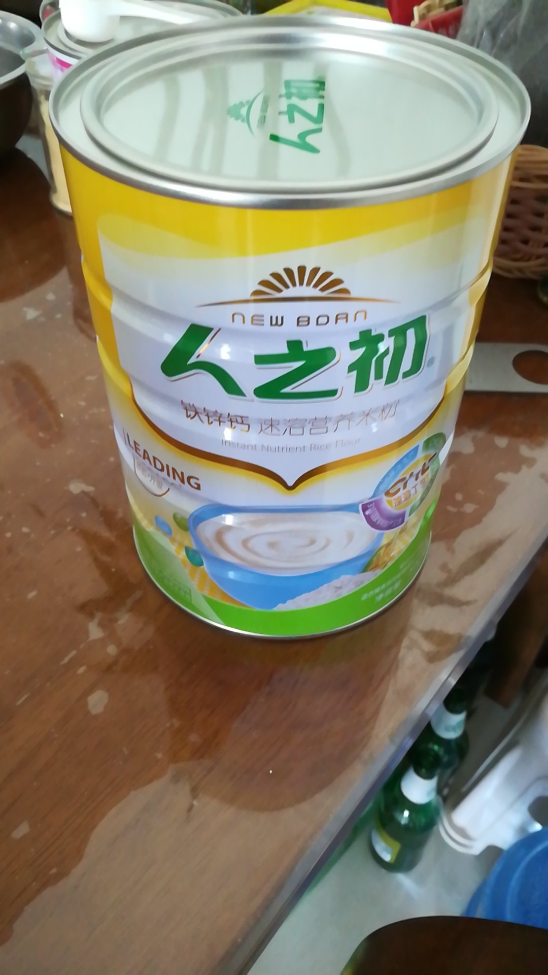 宝宝五个半月了,一直吃的这个牌子的,宝宝非常喜欢吃