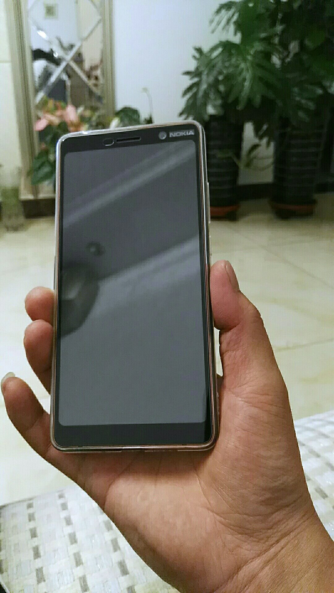 膜不错的,之前一张搞得屏幕迟钝,所以换一张