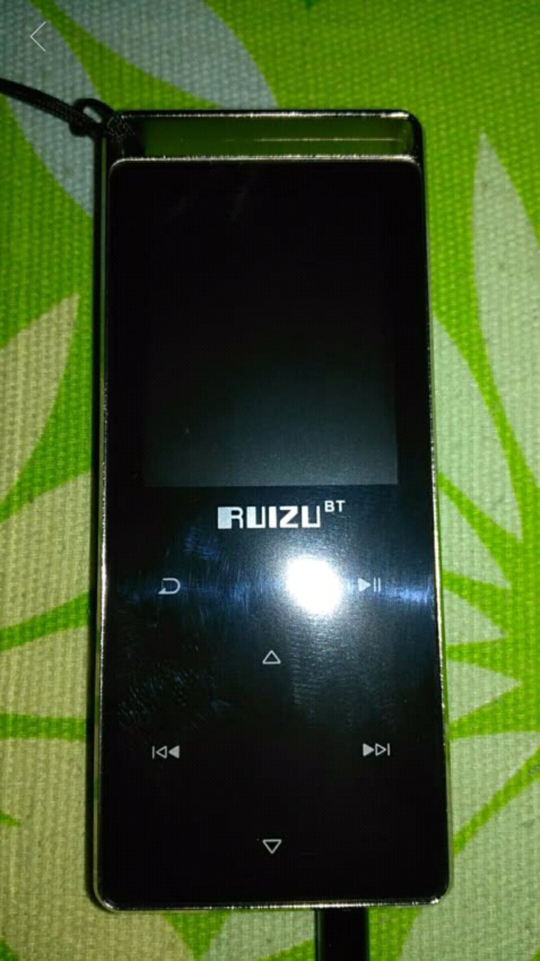 刚买的到货刚订货,刚下单。就降了20块,真郁闷,保持值价都没有。