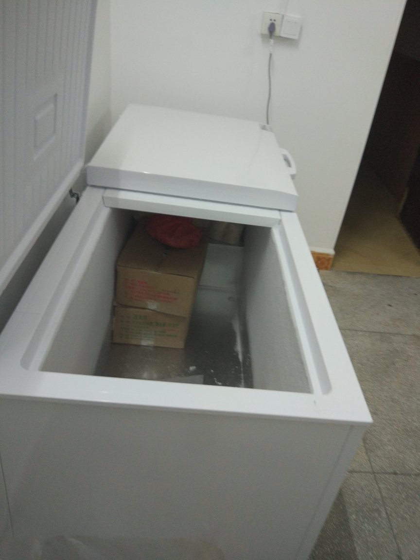 制冷效果很好,容量够大,声音很小。我很满意,早就应该买了