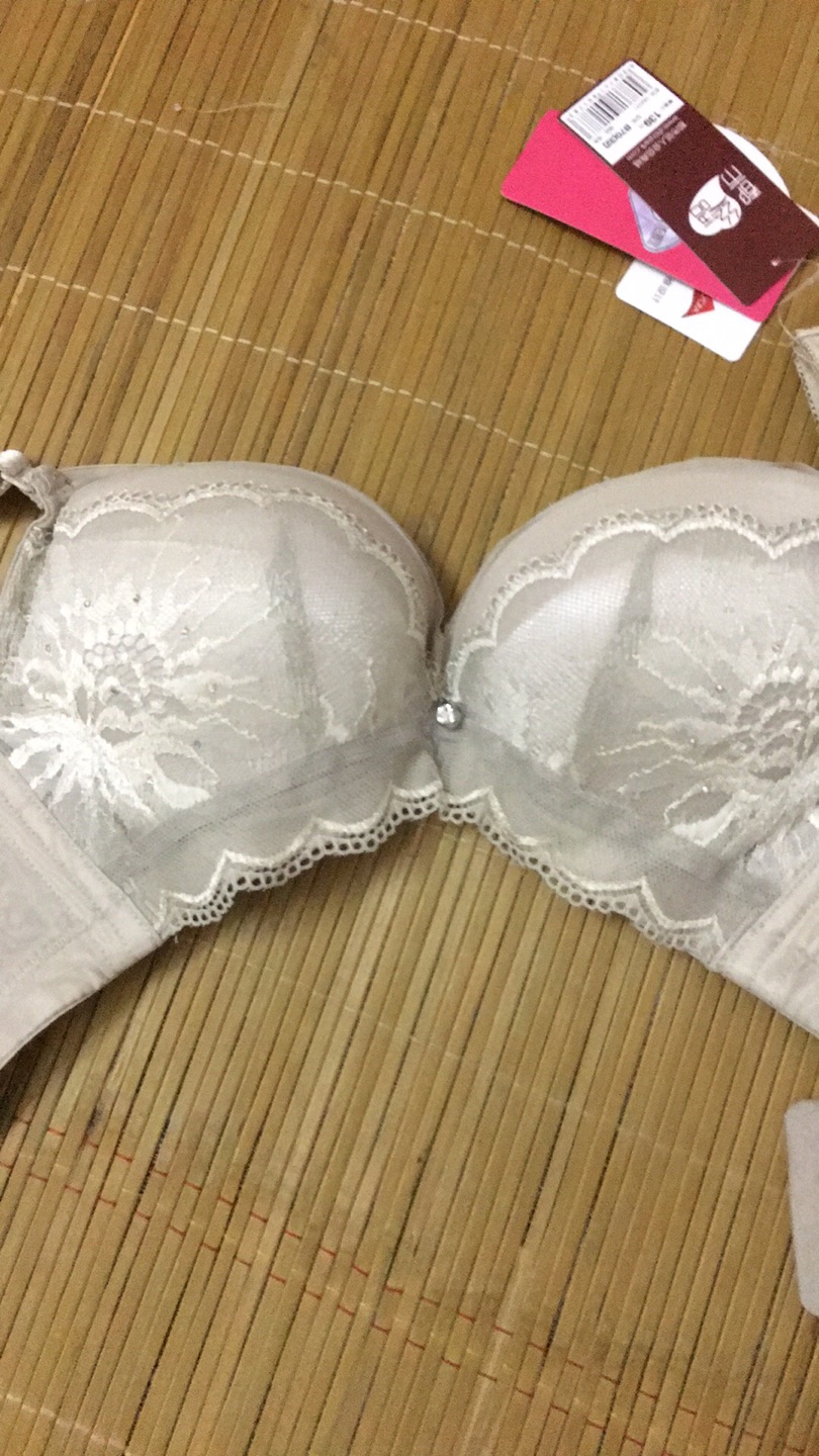 还是非常不错的产品,质量非常好,价格便宜,值得购买....