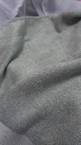 还将就吧,就是线头好多。