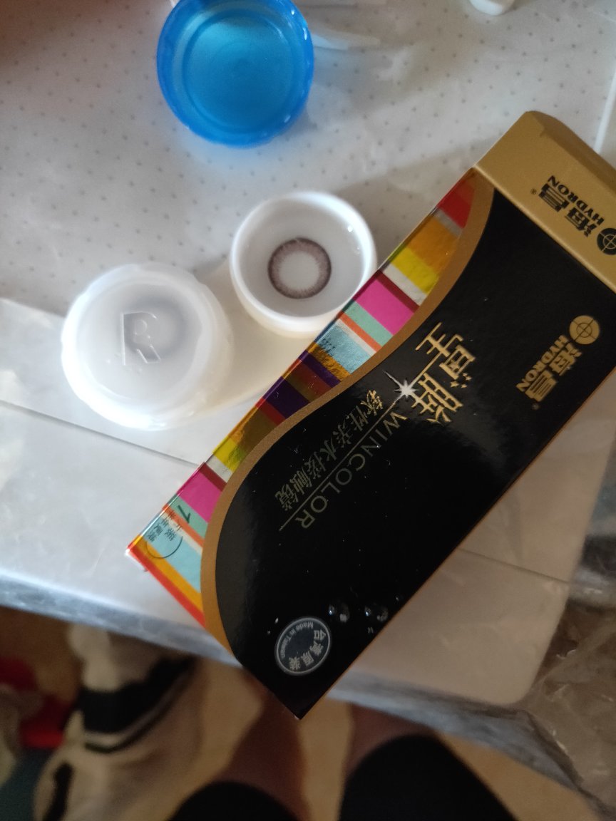 舒适,无异物感,镜片戴上清晰