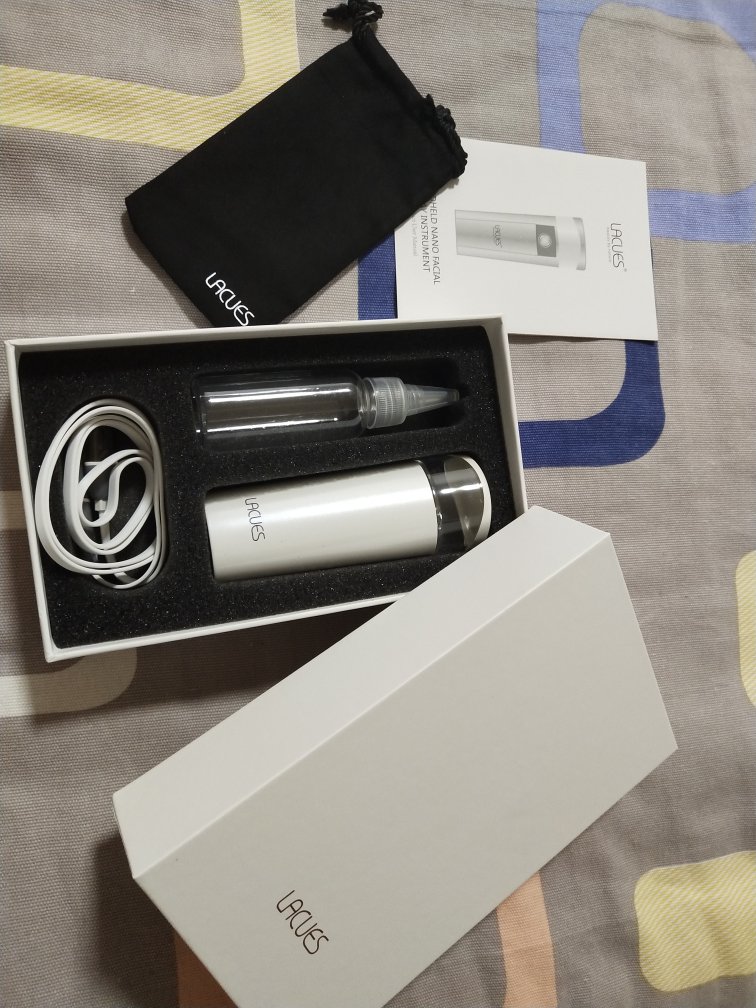 不知道为啥,有股味道用着,不知道是水的事还是咋回事