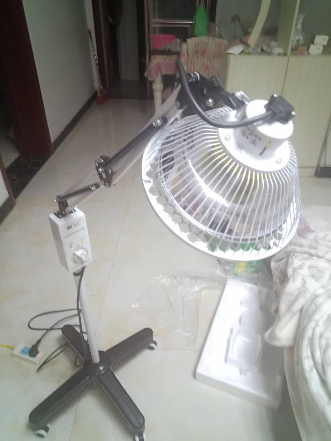 产品挺好,实物和图片一样!