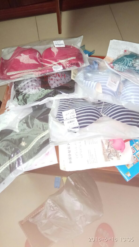 还不错,一直买这个牌子的,舒服又便宜