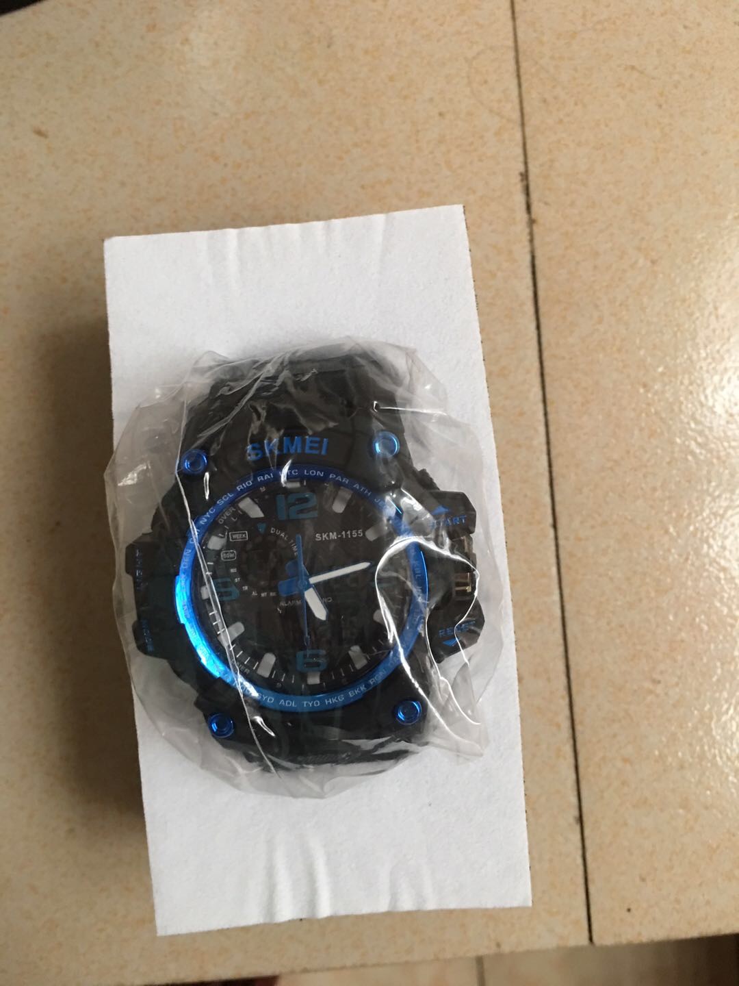 收到货很满意,外观也很漂亮,物流超快。