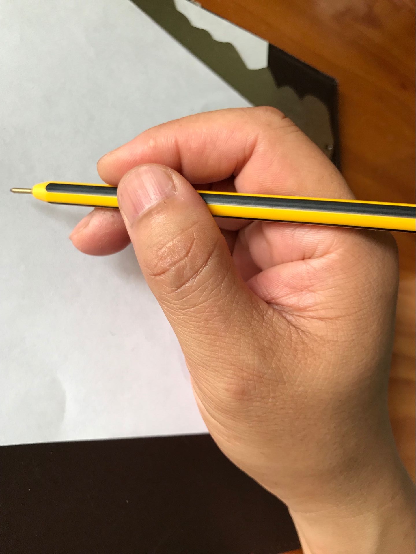 晕的物流速度非常的快,平常用这个花王的卫生棉质量很好也很喜欢,以前都是在超市买的,但现在都是在上买更便捷,选择的余地更大。