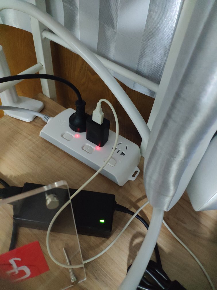 公牛快把插座行业垄断了……虽然卖的死贵,但是这质量真的是没话说,支持高品质国货走向世界
