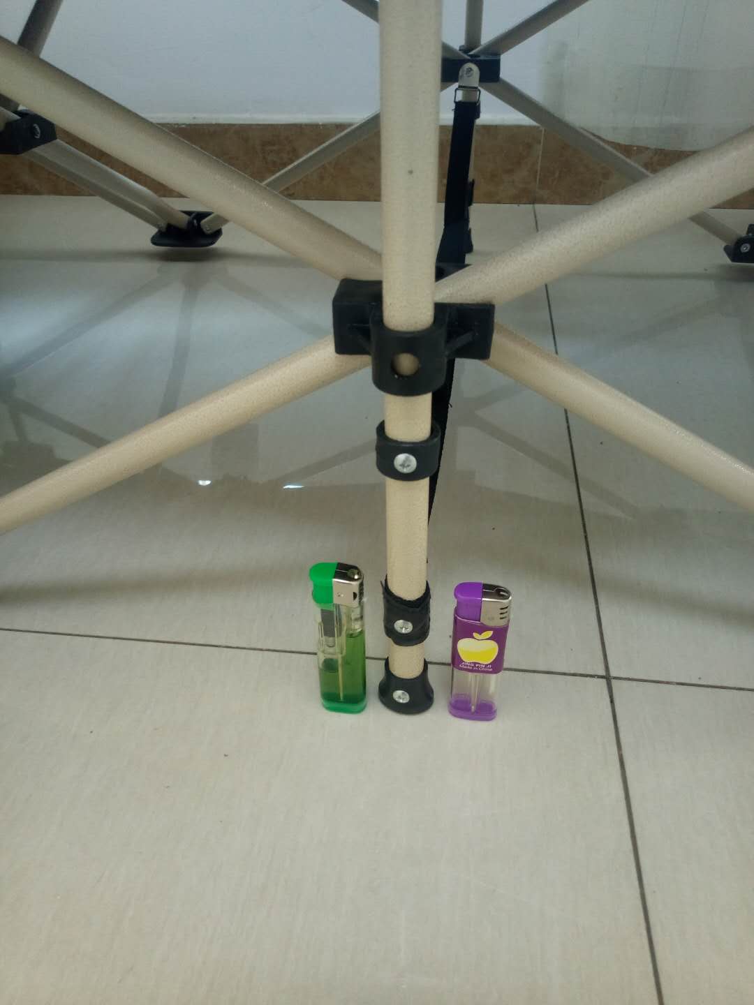 一般,很一般,非常一般,管件直径比图片描述小将近一半,包边细节与图片不一致,失望,快递服务不错