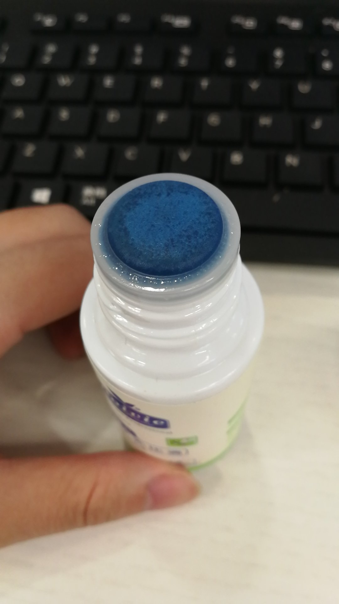 止痒效果不错,味道不浓,但是要倒很久才能把液体挤到头上。。